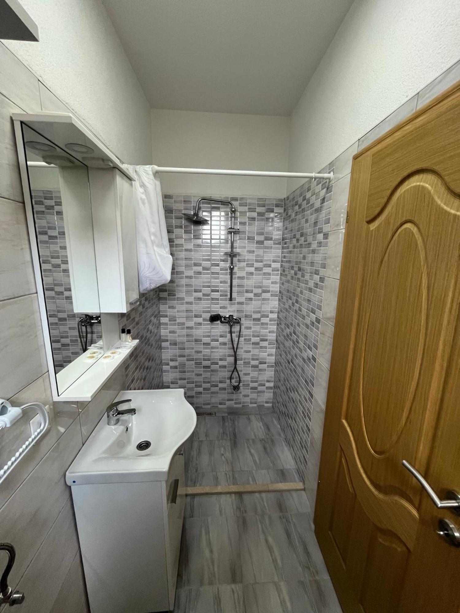 Apartmani Hadzic Zivinice Kültér fotó