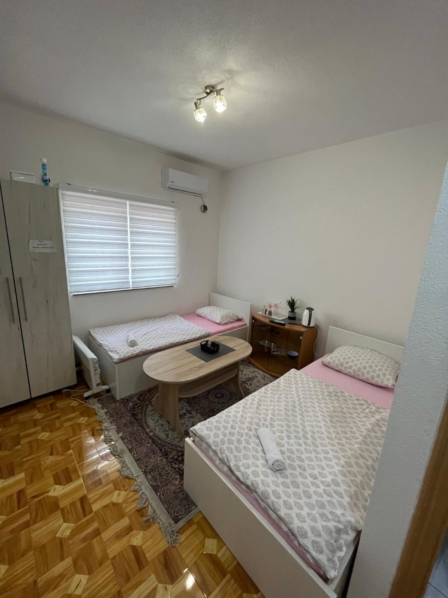 Apartmani Hadzic Zivinice Kültér fotó
