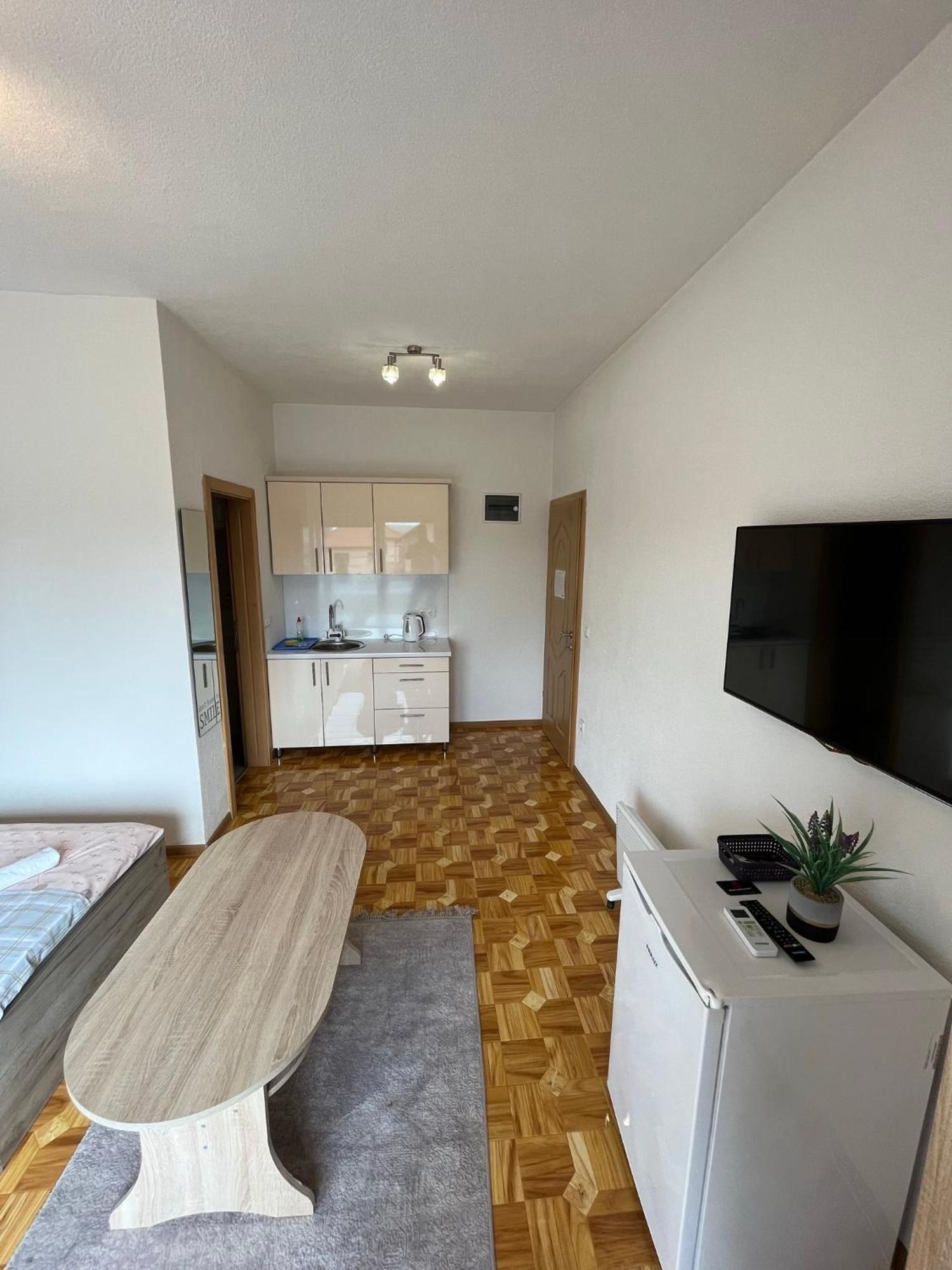Apartmani Hadzic Zivinice Kültér fotó
