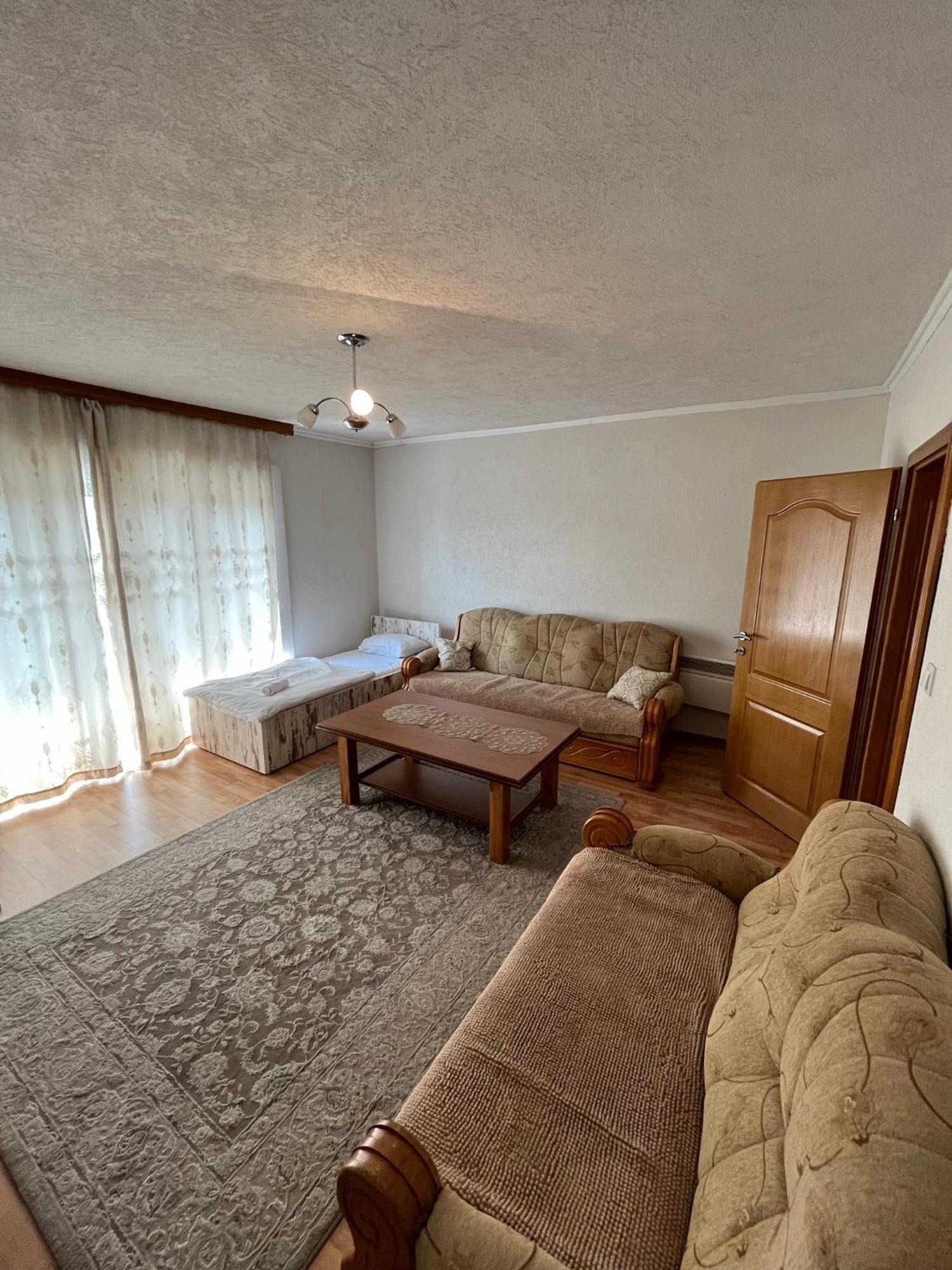 Apartmani Hadzic Zivinice Kültér fotó